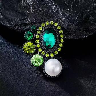 1pc Women's Vintage Pearl & Green Crystal Elegant Fashion Brooch, Stylish Accessory