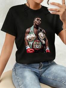 The Print Shows A Boxer With Red Gloves Holding Several Gold Belts As A Symbol Of Strength, Overcoming Adversity, And Sporting Glory, Conveying Energy And Positive Motivation. Women's T-Shirt, 100% Cotton - 黑色 - 查看 6