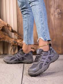 Women's Casual Sneakers - Geometric Pattern - Versatile & Fashionable - Suitable For Daily Wear - Grey - View 3