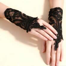 新娘派对的特色是带有丝带肩带的优雅黑色蕾丝刺绣露指手套、万圣节服装、带有复杂花卉图案的派对配饰、弹性腕带、透气涤纶面料、幻想主题服装和复杂的工艺。女士秋季服装 - 彩色 - 查看 11