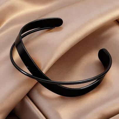 1件极简黑色不对称几何金属手镯，独特高端时尚百搭可调节配饰，适合女性日常及各种场合佩戴。