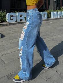 Women's Destroyed Straight Leg Jeans - Heavy Distressed Denim With Oversized Rips, Relaxed Fit For Urban Street Style - Rửa nhẹ - Xem 4