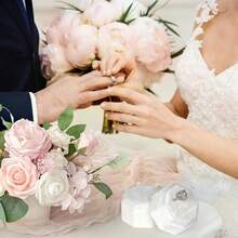 Velvet Ring Box, 3 Slots Octagon Jewelry Ring Box Vintage Ring Display Holder Case Wedding Ceremony Proposal Engagement Pearly White - Trắng ngọc trai - Xem 8