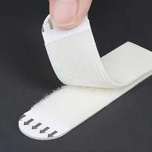 12 und 36 Pack selbstklebende Klebebänder ohne Bohren zum Befestigen von Bilderrahmen, Postern, Wandhaken und Wanddekoration. Doppelseitiges Klebeband, rückstandsfreies selbstklebendes Band, bohrlochfreies Band für Wanddekoration und -installation, Wandschutz - leicht abzureißendes Installationsband, geeignet für DIY-Basteleien.