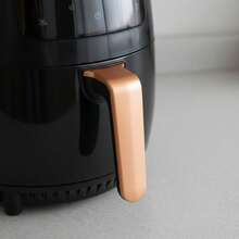 Fritadeira Elétrica Air Fryer 4,5l Preta E Vermelha 110/220v - preto 110V - Visão 2