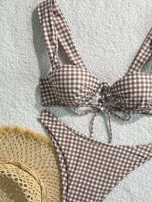 Bộ bikini kẻ caro gợi cảm dành cho nữ với áo hai dây và quần lọt khe buộc dây bên hông, kiểu dáng hở lưng, chất liệu co giãn cao, thích hợp cho kỳ nghỉ hè hoặc đi biển. - Màu nâu - Xem 2
