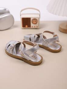 Girls' Outdoor Sandals, Summer New Style, Round Toe Hollow Rhinestone Sticker, Non-Slip, Fashionable & Elegant, Children Flat Beach Sandals - Silver - View 3