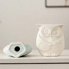 1pc Ceramic Owl Figurine, Modern Home Decor Ornament, Housewarming Gift, Office Desk Decoration, Entryway Accent - White - View 3