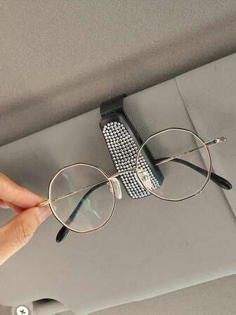 1pc Rhinestone Car Glasses Clip, Sunglasses Holder Clip For Car Sun Visor With Diamonds