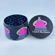 1个色彩鲜艳的卡通造型研磨器 - 锌合金材质，是圣诞节、生日、新年、情人节和家庭礼物、派对用品、礼品的理想之选 | 趣味设计 | 耐用研磨器 - 彩色 - 查看 10