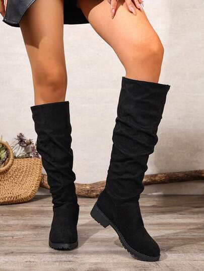 秋冬季女士粗跟过膝长靴，黑色套穿式褶皱复古百搭大码休闲高筒圆头马靴
