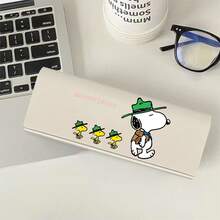 1pc Snoopy Eyeglass Case, Portable High-Quality Cute Magnetic Closure Eyewear Case For Students, PU Leather Material, Anti-Pressure, Random Style, Christmas Gift, Christmas Stocking Stuffer, Christmas Present, Christmas Decoration - Multicolor - View 7