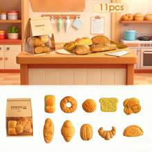 这款逼真的食物玩具套装包含11/12/13件逼真的面包和糕点玩具，是一款蒙特梭利厨房玩具套装，适合早期学习和培养烹饪想象力。套装包含一套3D立体烘焙食品模型、收纳盒和纸质展示袋，经久耐用且富有教育意义，适合家庭或课堂游戏，是理想的生日礼物，也适合万圣节派对、圣诞节和新年家庭聚会。