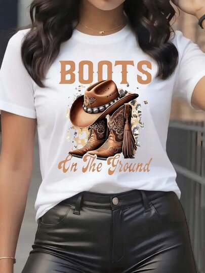 Camiseta de  con estampado gráfico occidental para mujer-"botas en el suelo" botas de vaquero y diseño de sombrero, Camiseta holgada de manga corta con cuello redondo para ropa Casual de verano y fiestas, lavable a máquina 100% Algodón