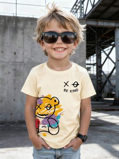 Young Boy Cartoon Bear Graphic Round Neck Short Sleeve Casual Versatile T-Shirt