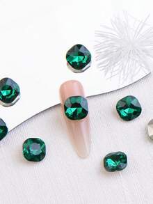 30/50/100 قطعة من الأحجار الكريستالية المتلألئة والحادة القاع بأشكال الماس الملونة لتزيين الأظافر في فصلي الخريف والشتاء، مجوهرات أظافر ملونة وأحجار كريمة زرقاء وأحجار ليزر ملونة وأحجار كريمة مرصعة بالأحجار الكريمة الزرقاء والملونة