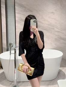 1 Túi cầm tay mini trang trí kim loại thời trang, Túi xách nữ đính thanh kim loại sáng bóng thanh lịch, Cảm giác sang trọng cho trang phục dạ hội, tiệc tùng, đám cưới, vũ hội, Bao gồm dây xích kim loại - Vàng - Xem 11