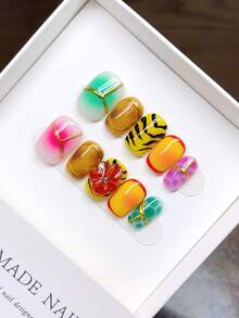 十片手工方形美甲贴片，手工绘制和雕刻，个性化涂鸦，新款法式美甲设计，三种热带花卉雕刻图案，按压式美甲贴片，秋季亚克力按压式美甲贴片，亚克力按压式美甲贴片，手工按压式美甲贴片，高品质、优雅简约设计美甲贴片。 - 彩色 - 查看 5