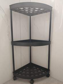 Um organizador de canto triangular de cinco camadas com quatro divisórias e três níveis, feito de plástico com rodízios, é ideal para guardar todos os itens essenciais do dia a dia no banheiro e na cozinha. É muito prático de montar, desmontar e mover, e não ocupa muito espaço. (Este produto é feito de plástico ABS de qualidade comum. A cor pode variar de branco a branco claro, podendo haver pequenas diferenças de tonalidade.)