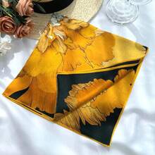 Foulard e sciarpe quadrate da donna