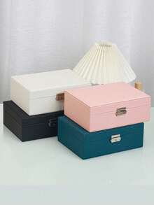 1个大容量PU皮革首饰盒，双层可锁首饰收纳盒，女士首饰收纳盒，防尘防丢首饰收纳盒，首饰收纳展示盒，化妆品收纳盒，首饰收纳整理，家居必备，适合存放项链、戒指、耳环和其他首饰配件，节日礼物，圣诞礼物，女士礼物。