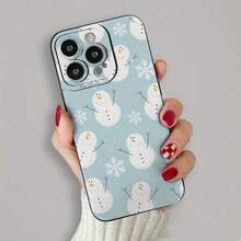 Una funda de muñeco de nieve navideña con un diseño único. Diseñada para ser creativa y antiincrustante, ofrece protección total de la lente y a prueba de golpes. Este accesorio duradero es parte de la colección classic y está disponible para la serie  11 a 16, incluidas las versiones Pro Max y Plus. Ideal para regalar a un amigo. - Negro - Ver 5