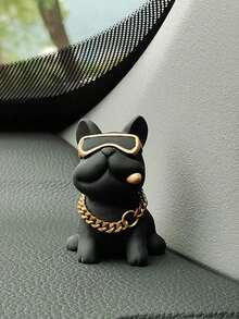 1pc Cute Resin Bulldog Car Decor, With Golden Chain And Glasses - Funny Dashboard Ornament, Suitable For Dog Lovers, Humorous Car Interior Accessory, Lightweight And Easy To Install, Perfect Gift For Male And Female Drivers, Adds Charm And Personalized To Any Vehicle.