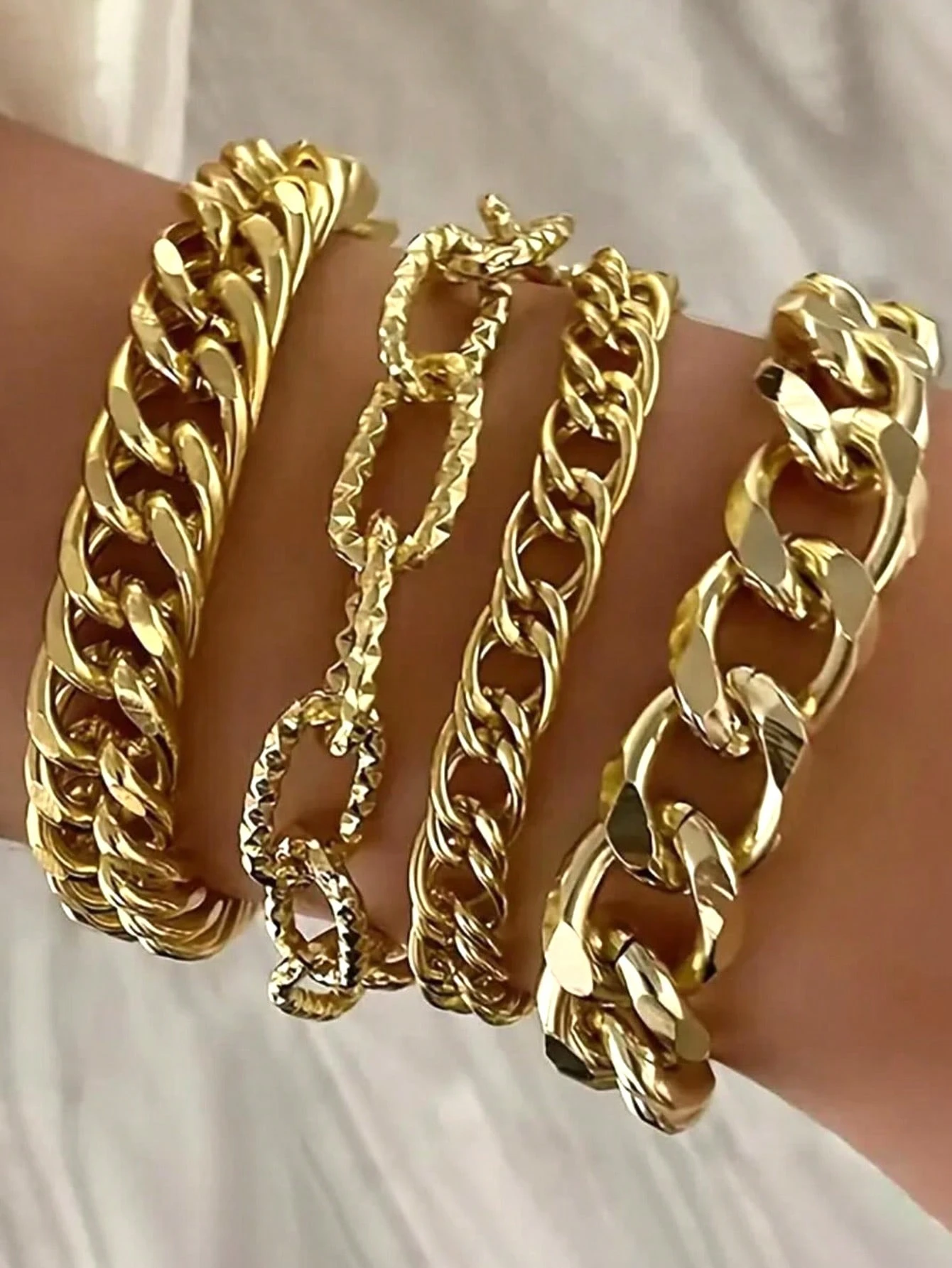 25/20/15/10/5pcs Multi-Piece Stackable Chunky, Vintage, Elegant Geometric, Water Drop, Floral Embossed, Faux Pearl, Heart, Geometric Beaded, Twisted Knot, Chain Link, Twisted Rope, Airplane, Bow, Smooth Plain Bangle Bracelet Set, Fashion, Minimalist, Graceful, Delicate, Retro Design, Suitable For Holiday, Party, Date, Gift, Daily Wear