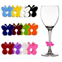 12/24个蝴蝶形可重复使用饮料标签 - 12种颜色饮料标签，适用于派对、婚礼、鸡尾酒会、葡萄酒品鉴会 - 可爱的夹式饮料标识，适用于高脚杯和玻璃杯