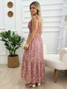 女士优雅印花连衣裙，肩部系带松紧腰不对称下摆设计，适合日常下午茶、外出、居家休闲、朋友聚会、办公、度假等场合，夏季穿着。 - 彩色 - 查看 7