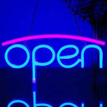 1個 霓虹燈 Open 11.7x5.6x0.7英吋 (約 29.8x14.3x1.8公分) 營業中霓虹燈 電池或USB供電 商店店鋪展示窗 餐廳咖啡廳酒吧酒店紋身美容院派對牆面裝飾 開店/關店告示牌 (紅藍色) - 彩色 - 查看 4