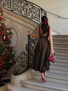 Elegant French Romantic Backless Hollow-Out Cinched Waist Sexy Charming Maxi Dress, Suitable For Christmas, Holiday Party, Date - Brown - View 7