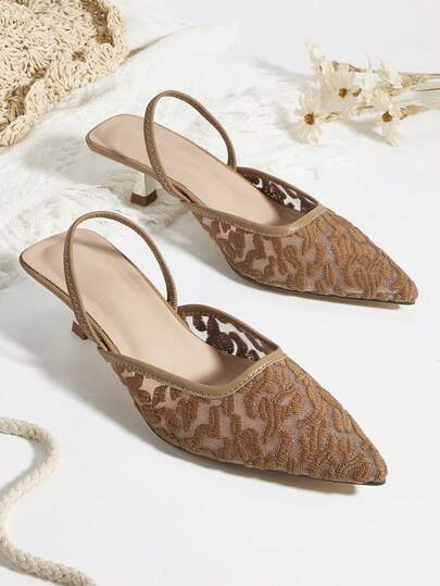 Damskie brązowe, koronkowe, haftowane, siateczkowe buty na obcasie typu "kaczuszek", delikatne, eleganckie, eleganckie sandały na wysokim obcasie z odkrytym paskiem wokół kostki, odpowiednie na oficjalne okazje, wesela i imprezy