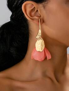 1 Pair Women's Fashion Earrings, Rose Flower Earrings, Jewelry Gift For Valentine's Day, Suitable For Spring/Summer Wear - Baby Pink - View 1