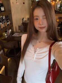 女士新款长袖打底T恤，款式时尚美观 - 白色 - 查看 3