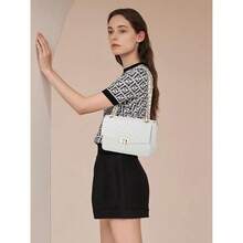 GM LIKKIE Quilted Shoulder Bag For Women, Medium Flap Crossbody Handbag With Chain Strap, Soft Vegan Leather Clutch Purse{Inchcolor_nameinch:InchWhiteinch} - trắng - Xem 3