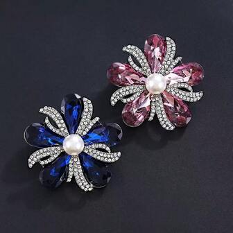 1条女士时尚保暖围巾，百搭纯色围巾，适合秋冬季佩戴