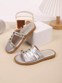 Children Fashion Outdoor Sandals Summer Square Toe Flat Shoes Strap Sandals New Style Girls Shoes Stylish Beach Slippers - Silver - View 4