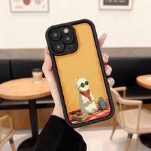 Cubierta de teléfono con borde negro y parte trasera naranja con estampado de gato blanco con gafas de sol pañuelo rojo y maleta sobre mantel a cuadros para uso diario en cafeterías Aplicable a los teléfonos de la serie Apple y Galaxy - Burdeos - Ver 3