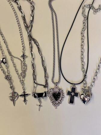6 Pcs/Set Punk Rock Black Heart Cross Pendant Chain Necklace For Men Women Cool Hip Hop Street Vintage 90s Y2K Grunge Goth Accessories