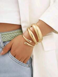 3pcs/Set Minimalist Geometric Asymmetrical Teardrop Shaped Metal Bangle Bracelet Set, Thick Solid Gold-Tone Alloy Material, Suitable For Women