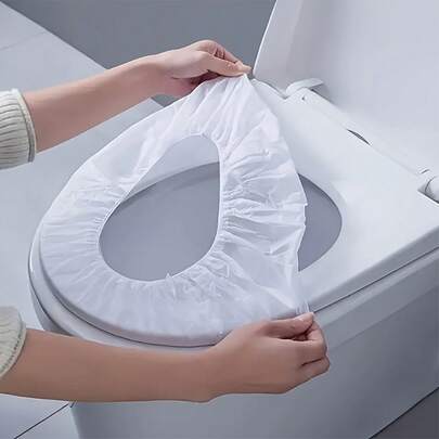 50pcs/Pack, Travel Essential. This 50-Piece Disposable Toilet Seat Cover Set Is Waterproof And Moisture-Proof, Convenient To Carry. It Provides A Hygienic Barrier For Public Restrooms, Allowing You To Use Any Washroom With Confidence. Compact And Practical, It Is A Must-Have For Hygiene-Conscious Travelers.