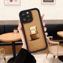 Cubierta de teléfono con borde negro y diseño de pan tostado con gato en cesta color marrón claro para uso diario en cafeterías y espacios casuales Aplicable a los teléfonos de la serie Apple y Galaxy - Blanco - Ver 1