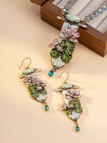 Bộ trang sức hoa sen tráng men cổ điển 1 chiếc và 1 đôi bông tai, Bộ trang sức hai món gồm vòng cổ và bông tai đính hạt pha lê phong cách Châu Âu & Mỹ, Phụ kiện nghệ thuật tự nhiên - Bộ trang sức hoa sen tráng men cổ điển, Vòng cổ + bông tai pha lê nhiều màu phong cách Châu Âu & Mỹ, Bộ thiết kế sang trọng - Bộ trang sức hoa sen nghệ thuật cổ điển, Vòng cổ và bông tai pha lê màu tráng men phong cách Châu Âu & Mỹ, Phụ kiện dự tiệc & nghệ thuật - Trang phục nghệ thuật hàng ngày: Kết hợp với váy hoa, áo sơ mi vải lanh để thêm nét nghệ thuật tự nhiên, Thích hợp cho những dịp bình thường như ghé thăm quán cà phê và tham quan vườn bách thảo - Nhiều màu - Xem 1
