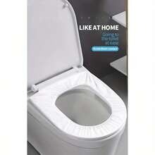 50片/包，旅行必备。这款50片装一次性马桶座套防水防潮，方便携带。它能为公共卫生间提供卫生屏障，让您安心使用任何洗手间。小巧实用，是注重卫生的旅行者的必备之选。