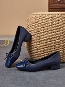 MonaNise 女士方头3厘米高跟鞋，适合工作、通勤、晚宴等场合，复古蝴蝶结装饰，海军蓝，时尚百搭的休闲一脚蹬鞋 - 藏蓝色 - 查看 3