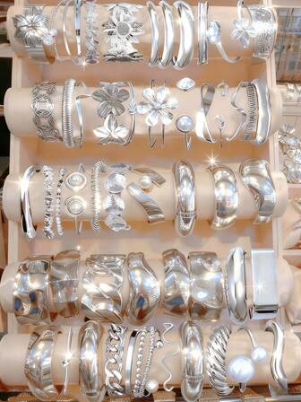 Vintage elegantes übertriebenes breites Münzen Design zufällig sortiertes 25 Stücke/16 Stücke/10 Stücke/8 Stücke/6 Stücke/5 Stücke/3 Stücke Metall Bling Strass Kunstperlen Blumen Twist geometrisch unregelmäßig glatt Armband & Armreif Set, geeignet für Frauen & Männer, ideal für Herbst/Winter, alle Jahreszeiten, Urlaub, Party, Date, Geschenk, tägliches Outfit, Feiertage (Stile werden zufällig versendet)