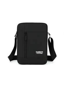 大容量时尚男士单肩斜跨邮差包，多功能可调节肩带拉链开合，多隔层实用收纳男包