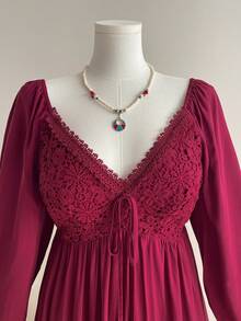 Rusttydustty 大码波西米亚蕾丝拼接V领系腰长裙，优雅浪漫 - 酒紅色 - 查看 4