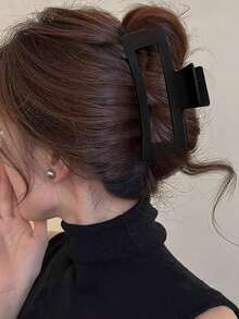 4 piezas/1 pieza Mujeres Pinzas para el cabello cuadradas de 4.25 pulgadas/10.8 cm, onduladas, con forma de rayo, de plástico marrón/negro, elegantes, minimalistas, de unicolor, adecuadas para uso diario, casual, fiesta, viaje, playa, peinado, maquillaje, accesorio de vestimenta, elegantes pinzas de moda para el cabello de las mujeres - Negro - Ver 2